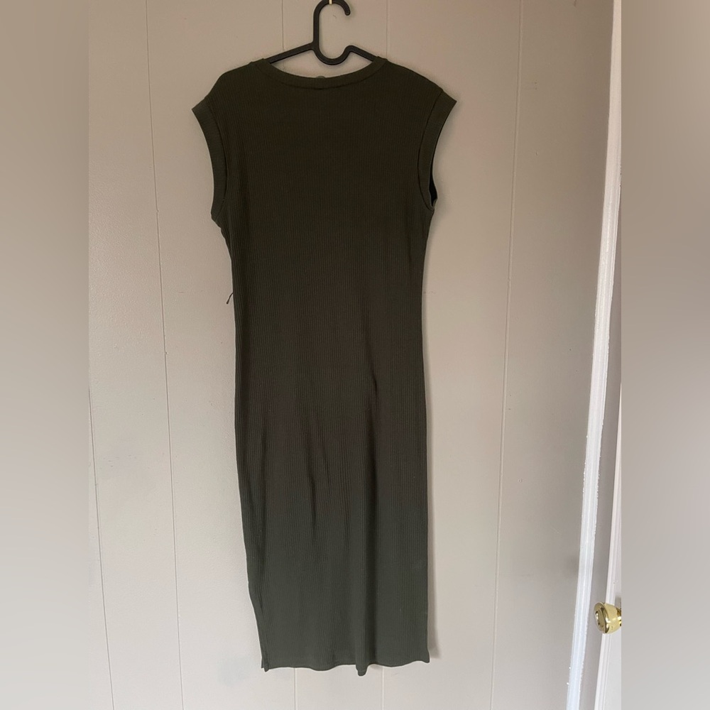 Alya Forest Green Midi Dress - Picture 4 of 6